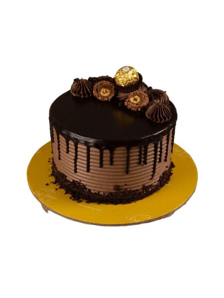 Ferrero Rocher Surprise cake with hazelnut cream, chocolate layers, and Ferrero Rocher pieces
