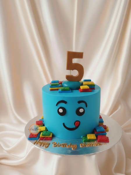 Smiley Face Cake with Building Blocks