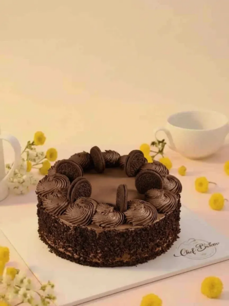 Oreo Chunks Cake
