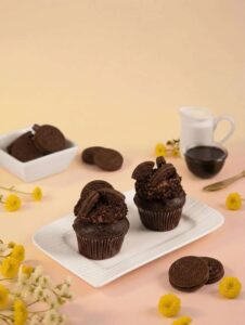 Oreo Cupcake – Creamy, Crunchy & Cookies Delight