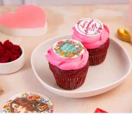 Women's Day Strawberry Cupcake (1pc)