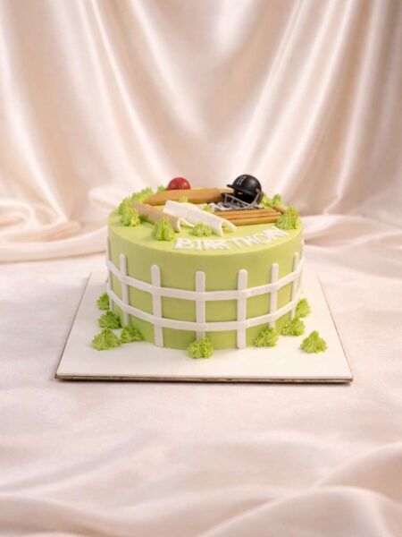 Gentleman’s Cricket Lawn Cake
