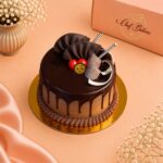 Chocolate Drip Cream Cake