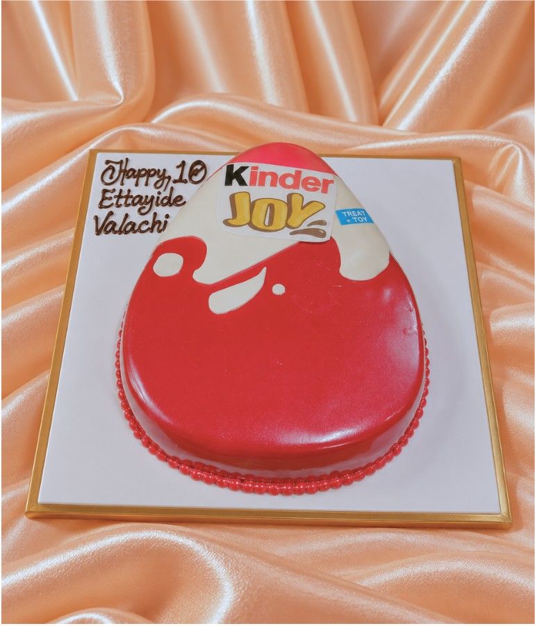 Kinder Joy Cake